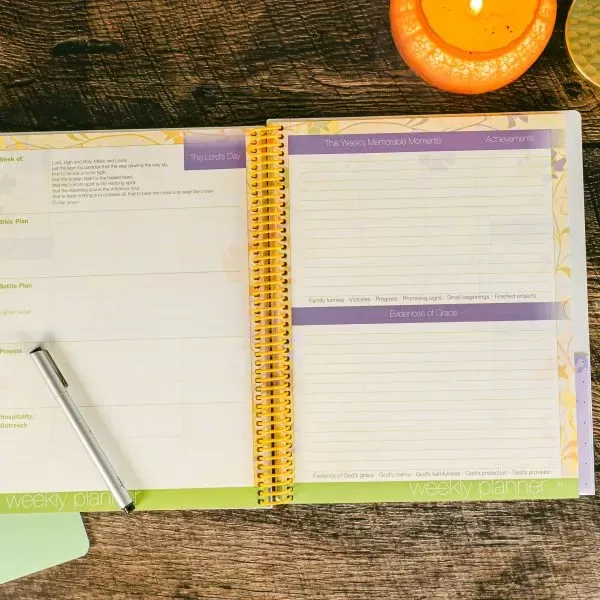 The-Ultimate-Homeschool-Planner-Orange-Inside-1.webp